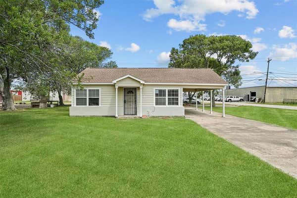 202 N AVENUE D, FREEPORT, TX 77541 - Image 1