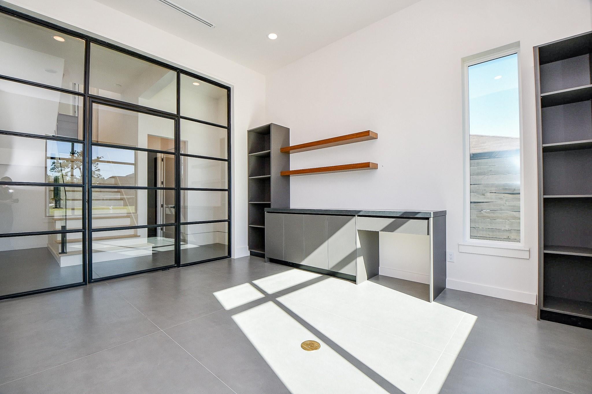 Houston, Texas, 77055, United States, 4 Bedrooms Bedrooms, ,5 BathroomsBathrooms,Residential,Active,1967102