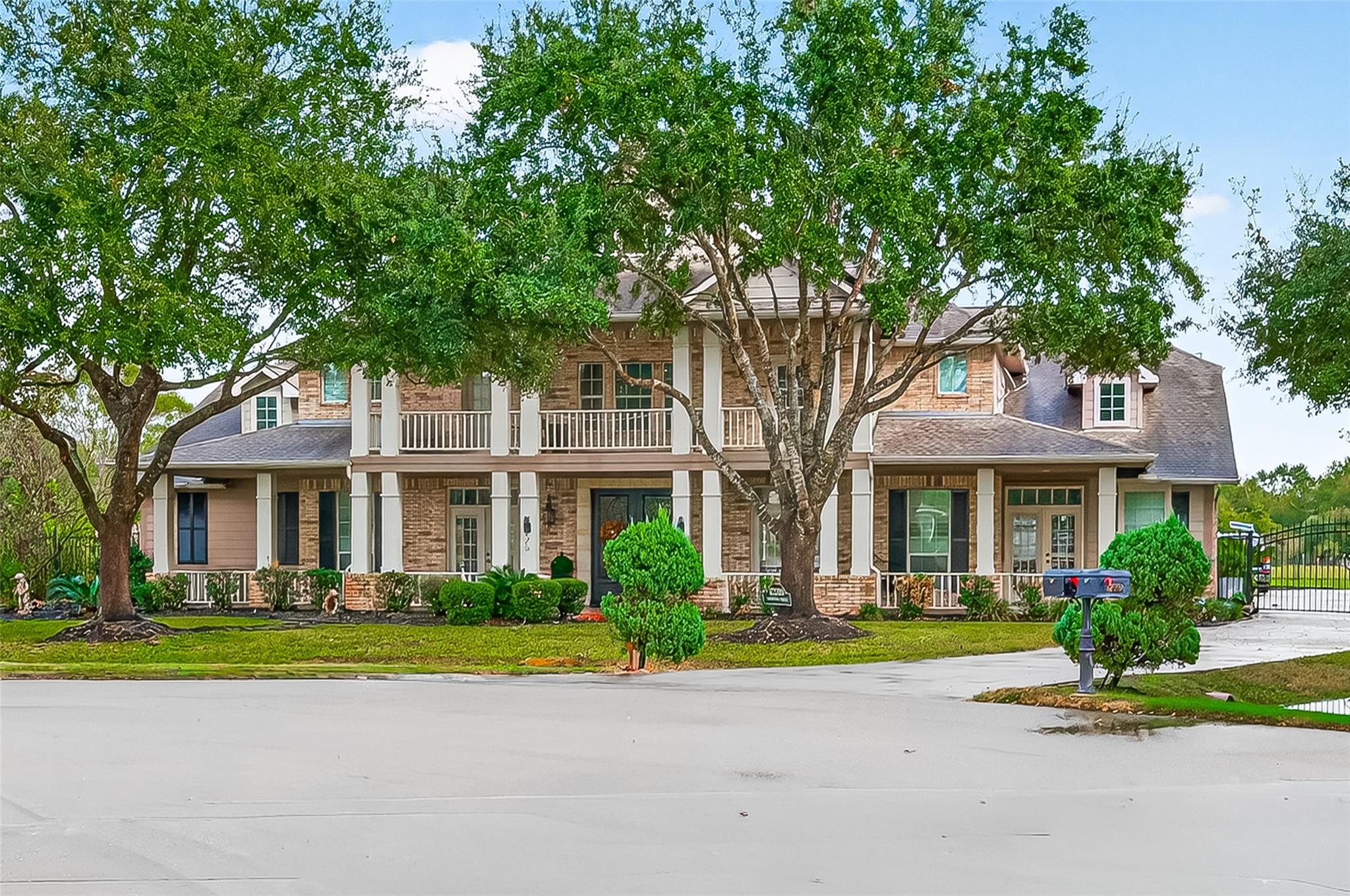 Cypress, Texas, 77433, United States, 5 Bedrooms Bedrooms, ,5 BathroomsBathrooms,Residential,Active,1998597