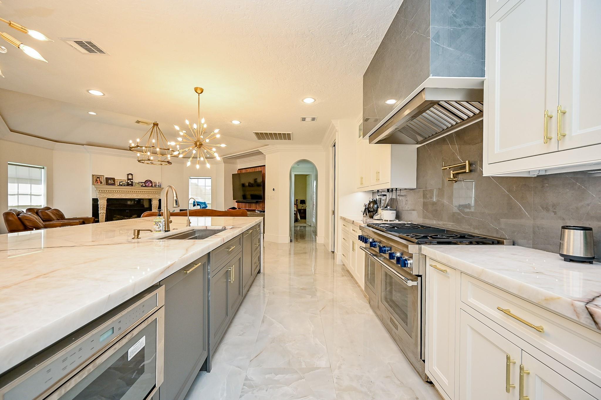 Houston, Texas, 77077, United States, 5 Bedrooms Bedrooms, ,5 BathroomsBathrooms,Residential,Active,1945837