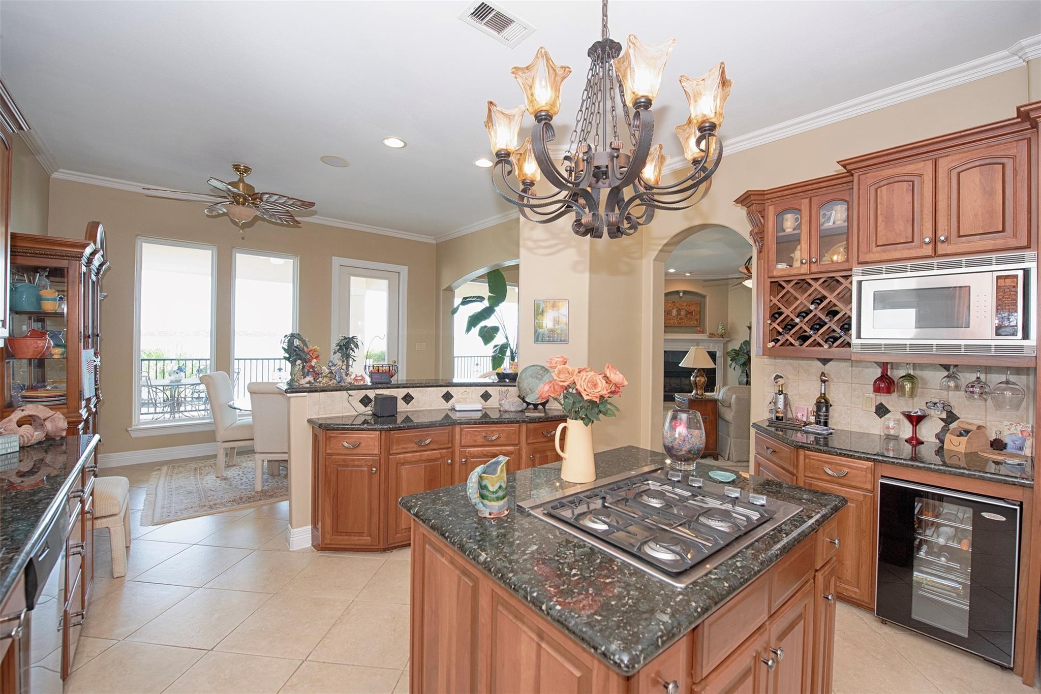 League City, Texas, 77565, United States, 3 Bedrooms Bedrooms, ,4 BathroomsBathrooms,Residential,Active,1843467