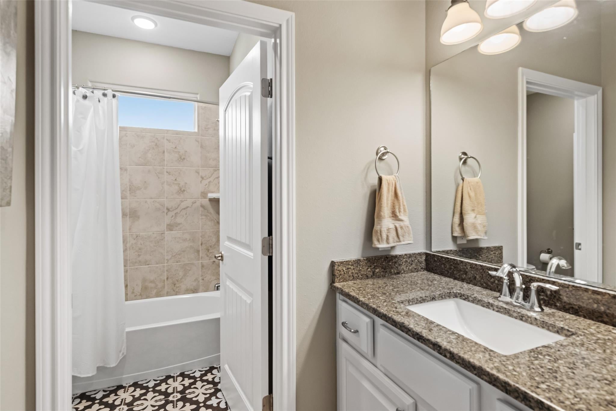 Willis, Texas, 77318, United States, 4 Bedrooms Bedrooms, ,4 BathroomsBathrooms,Residential,Active,1885007