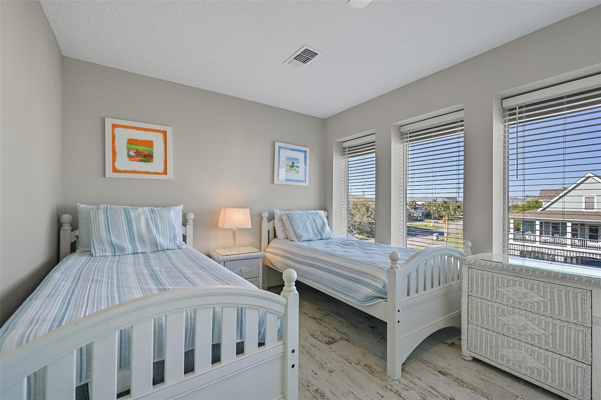 Galveston, Texas, 77554, United States, ,3 BathroomsBathrooms,Residential,Active,1867906