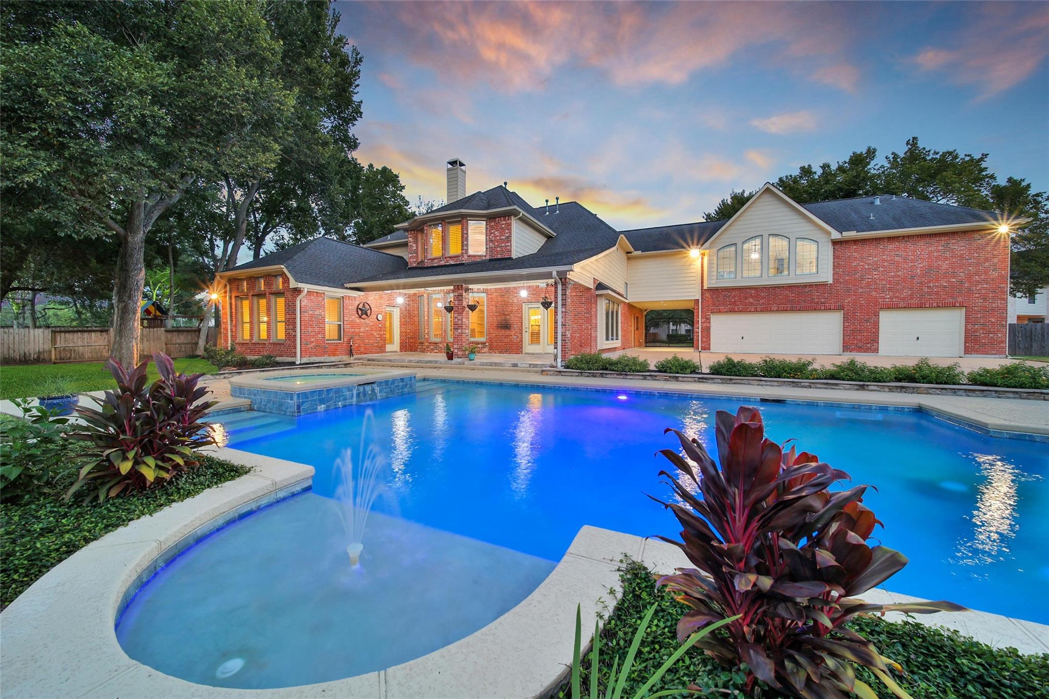 Katy, Texas, 77494, United States, 5 Bedrooms Bedrooms, ,6 BathroomsBathrooms,Residential,Active,1953646