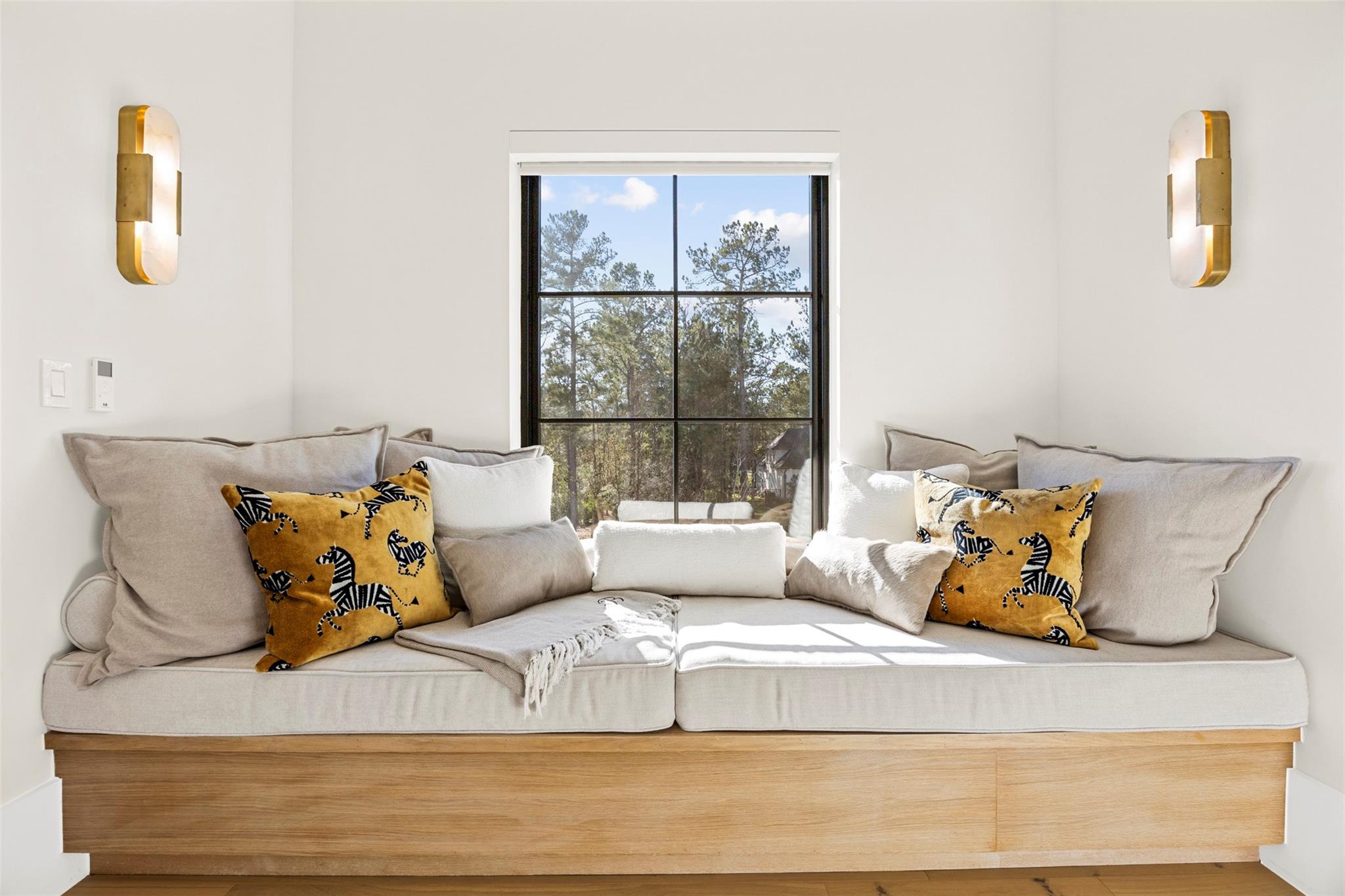 Montgomery, Texas, 77316, United States, 6 Bedrooms Bedrooms, ,7 BathroomsBathrooms,Residential,Active,2012208