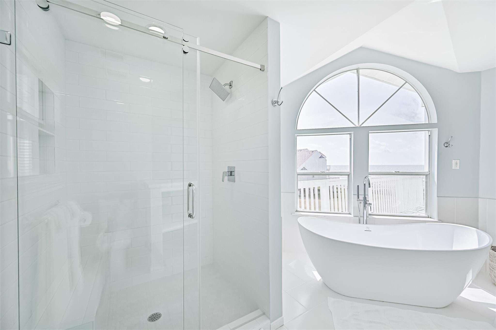 Galveston, Texas, 77554, United States, 4 Bedrooms Bedrooms, ,3 BathroomsBathrooms,Residential,Active,1888977