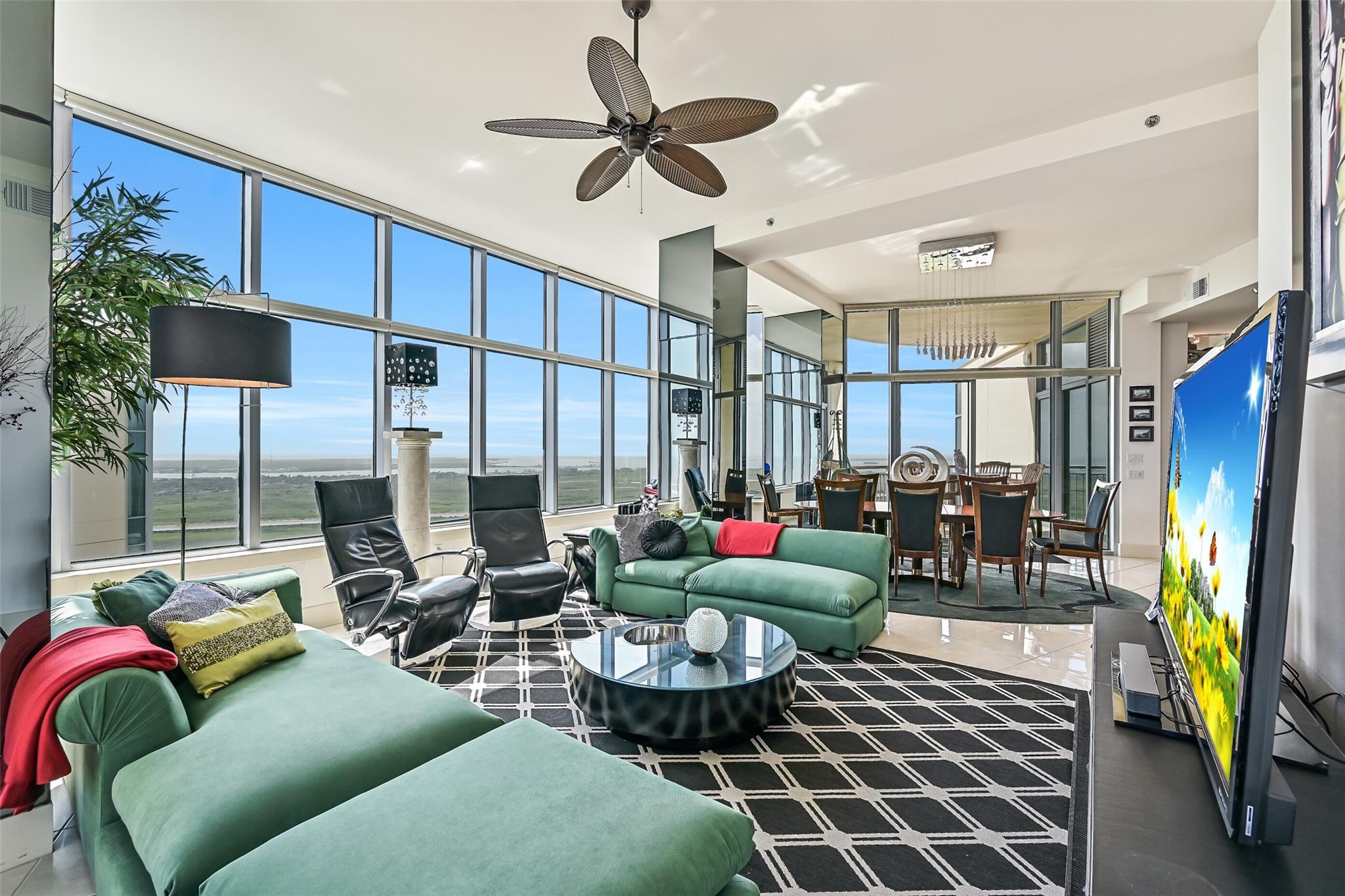 Galveston, Texas, 77550, United States, ,4 BathroomsBathrooms,Residential,Active,1867894