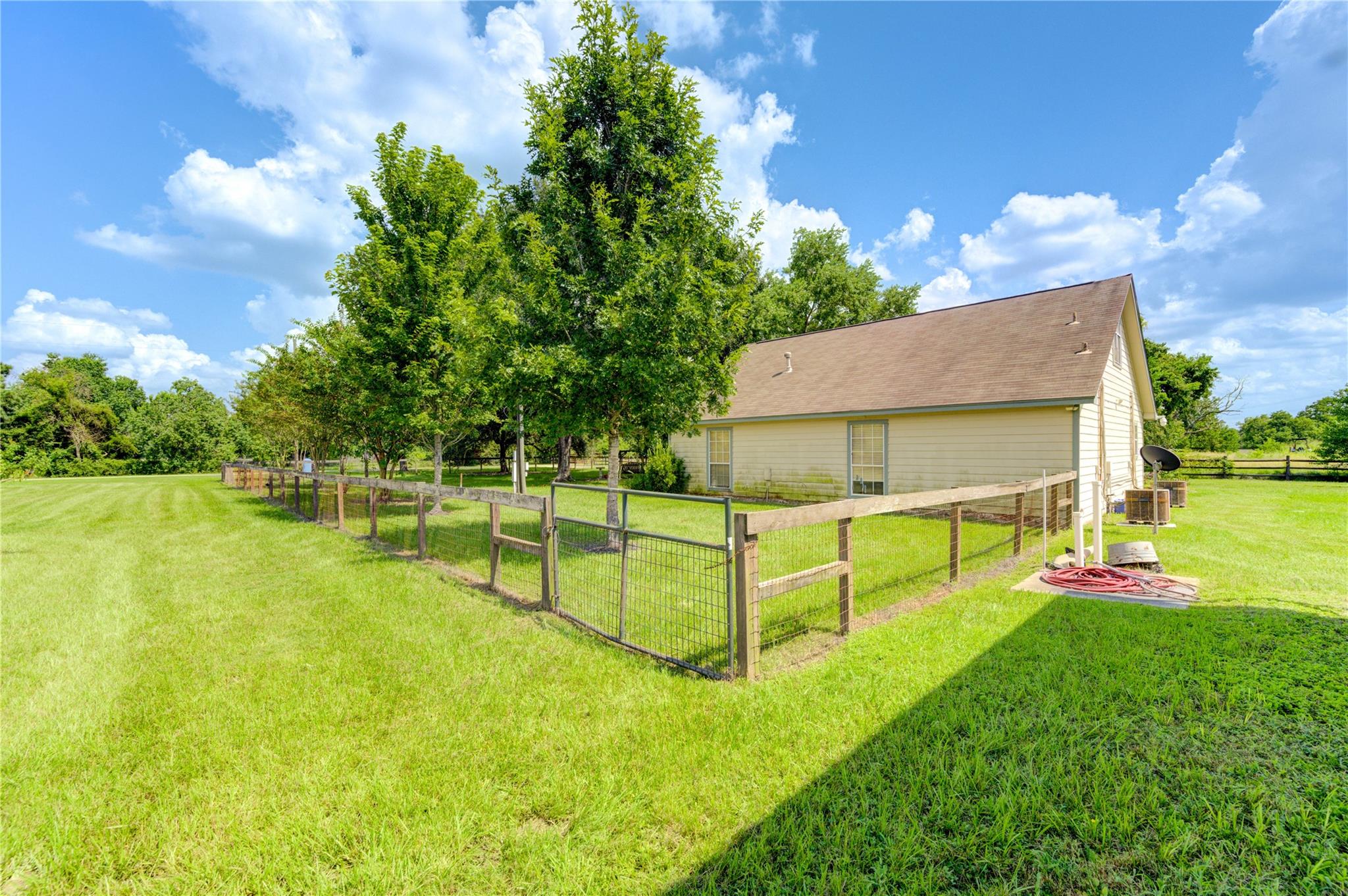 Tomball, Texas, 77375, United States, 3 Bedrooms Bedrooms, ,2 BathroomsBathrooms,Residential,Active,1914571