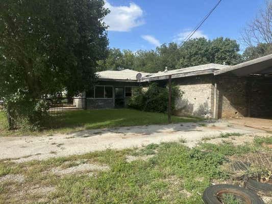 300 E IDA AVE, ELECTRA, TX 76360 - Image 1