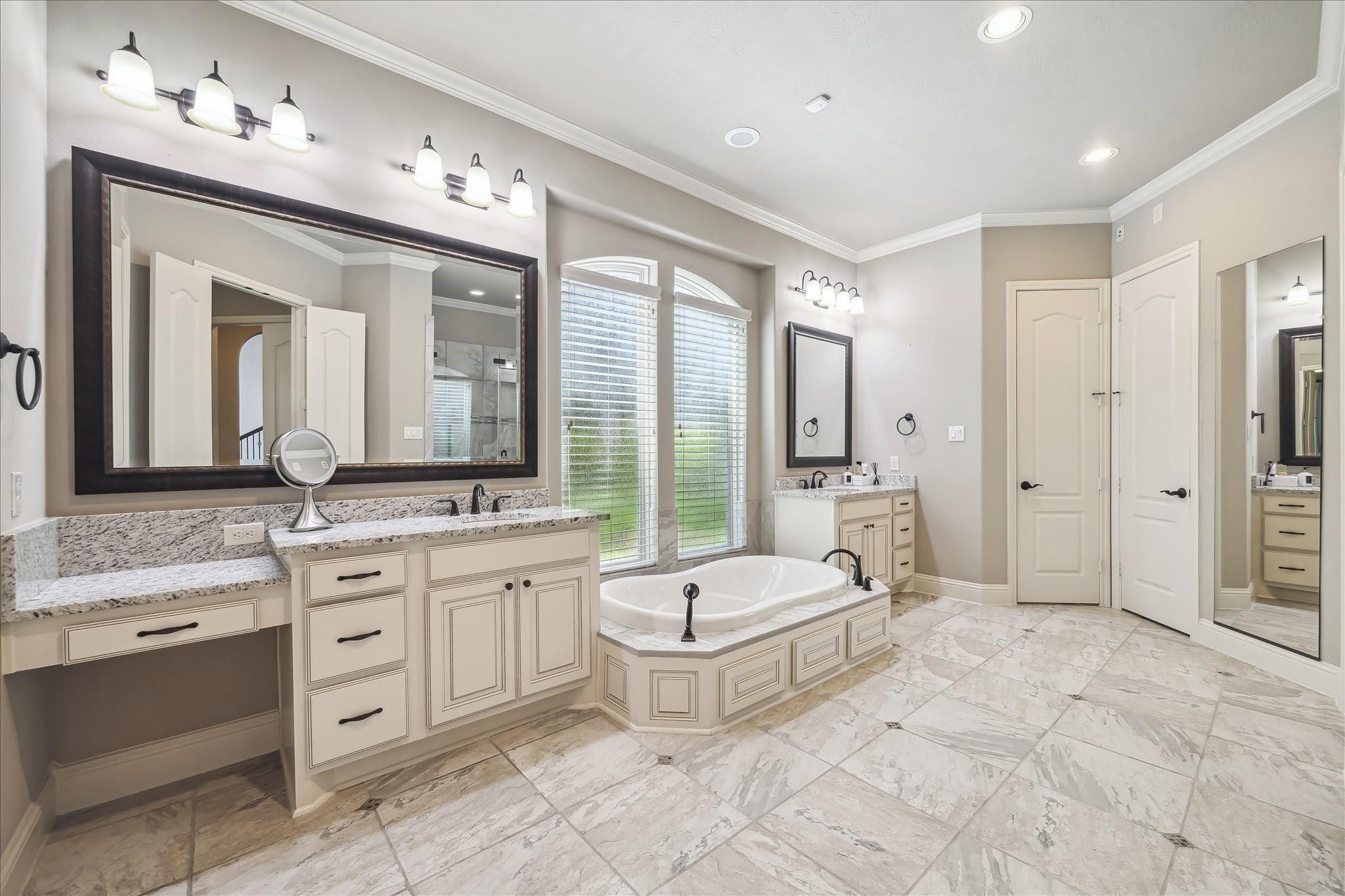 Sugar Land, Texas, 77479, United States, 5 Bedrooms Bedrooms, ,5 BathroomsBathrooms,Residential,Active,1894213