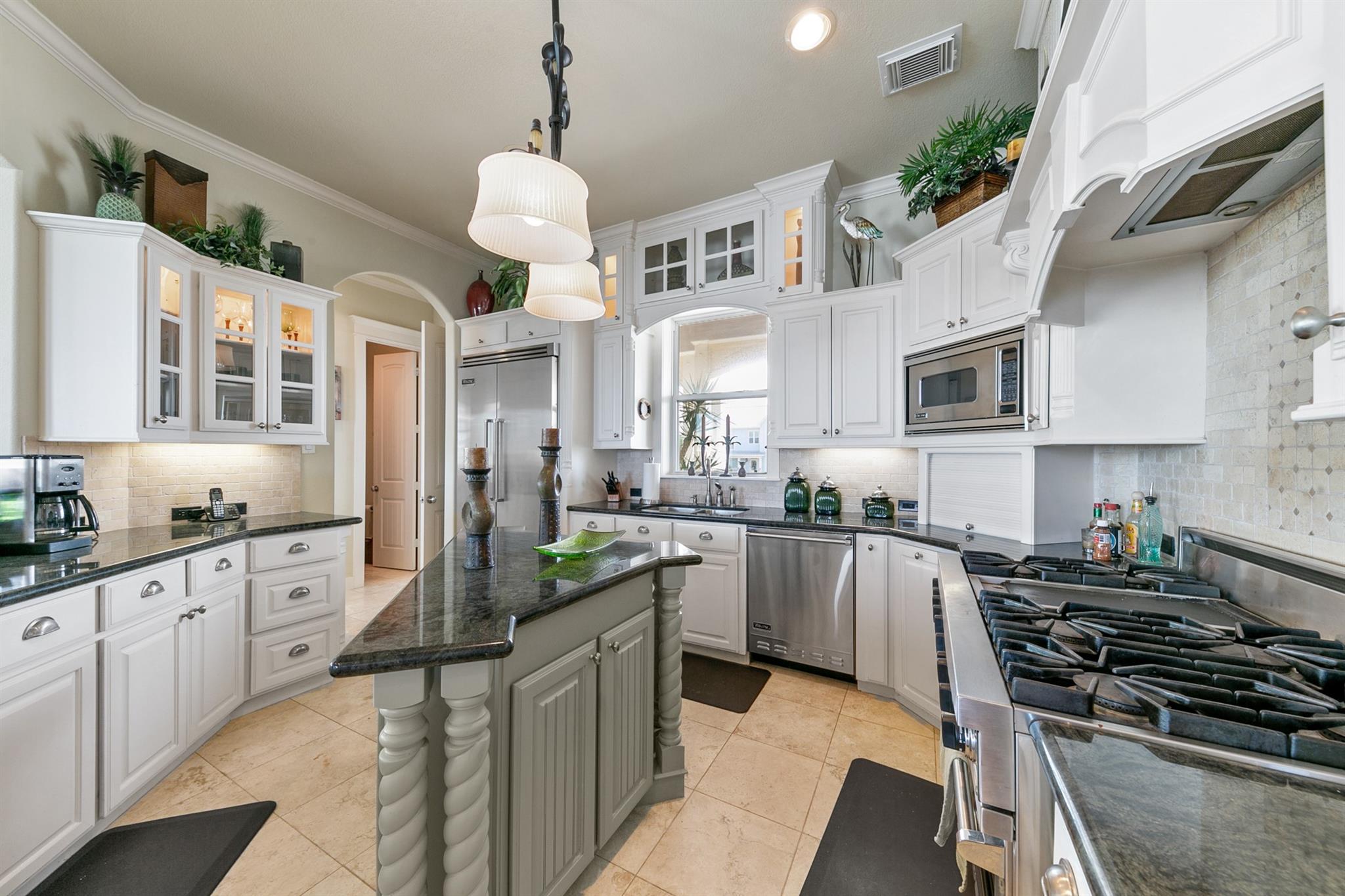 Galveston, Texas, 77554, United States, 4 Bedrooms Bedrooms, ,4 BathroomsBathrooms,Residential,Active,1943806
