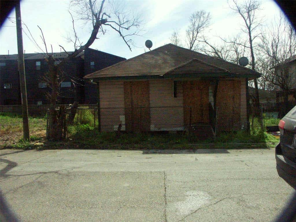 3012 BAER ST, HOUSTON, TX 77020, photo 1 of 4