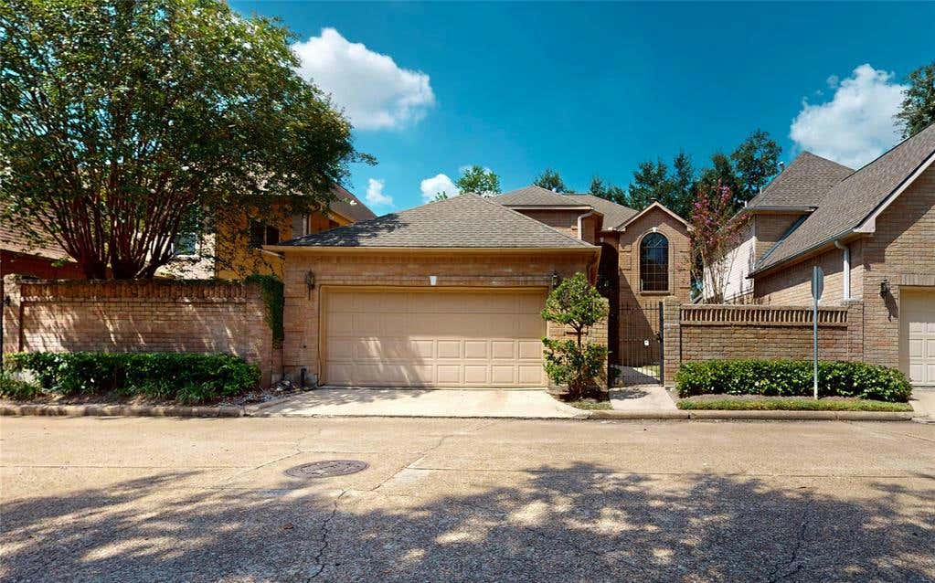 6895 OAKWOOD GRV, HOUSTON, TX 77040, photo 1 of 46