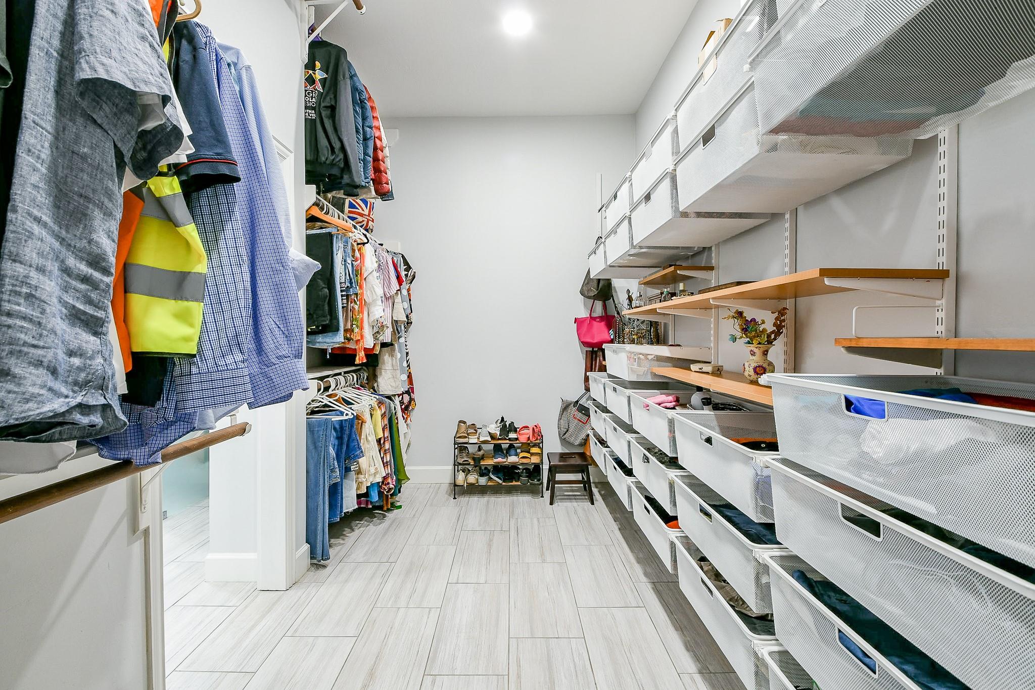 Houston, Texas, 77056, United States, ,3 BathroomsBathrooms,Residential,Active,1888505