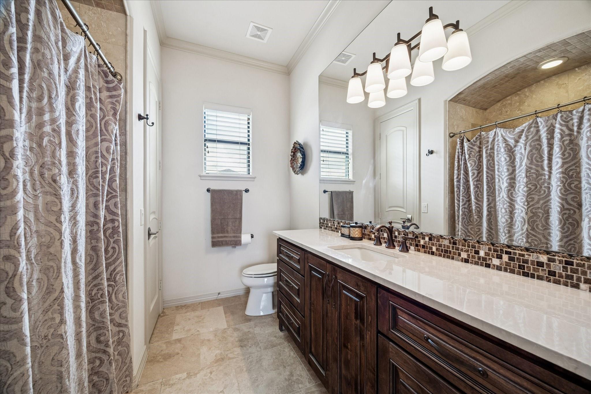 Sugar Land, Texas, 77479, United States, 5 Bedrooms Bedrooms, ,6 BathroomsBathrooms,Residential,Active,1992262