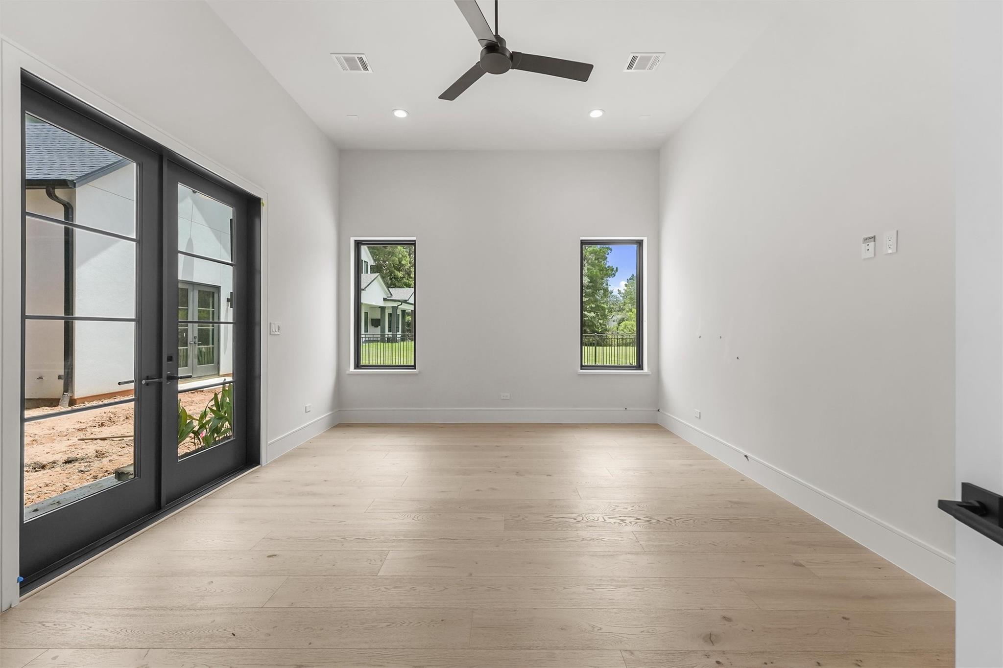 Montgomery, Texas, 77316, United States, ,Residential,Active,1704381