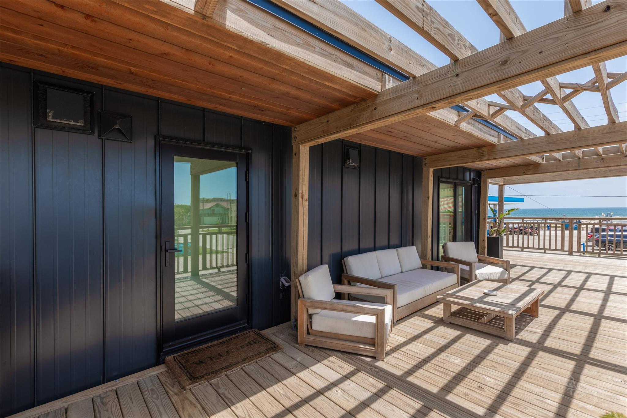 Galveston, Texas, 77550, United States, 4 Bedrooms Bedrooms, ,2 BathroomsBathrooms,Residential,Active,1885028