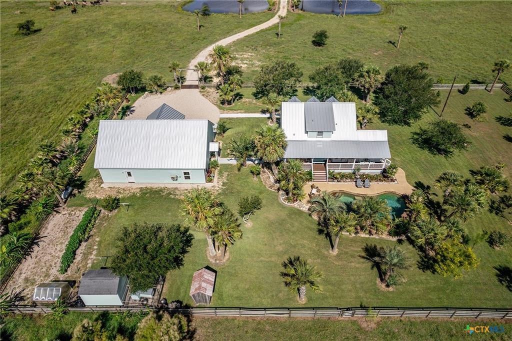 Port Lavaca, Texas, 77979, United States, 3 Bedrooms Bedrooms, ,3 BathroomsBathrooms,Residential,Active,1871222