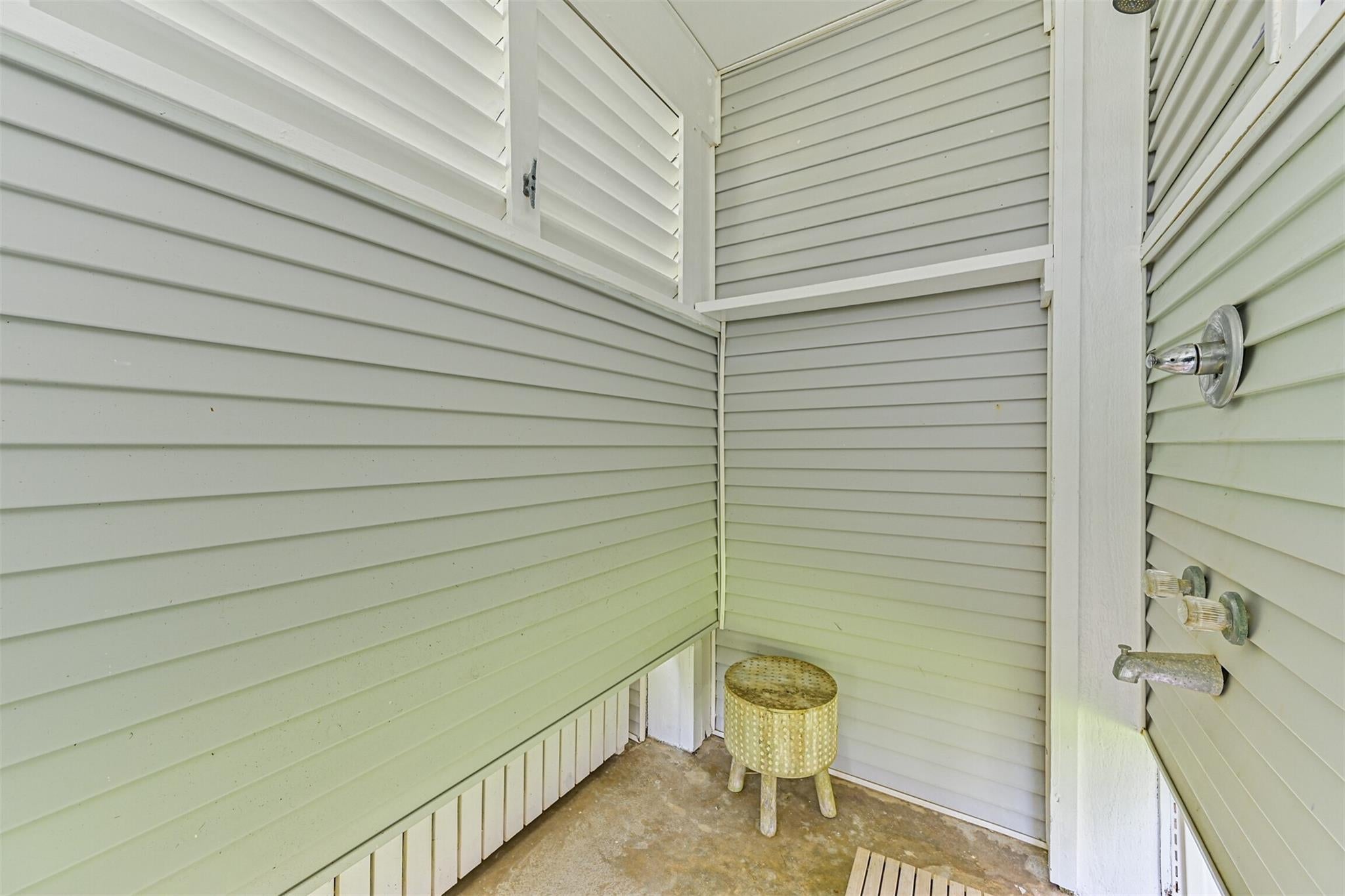 Galveston, Texas, 77554, United States, 4 Bedrooms Bedrooms, ,3 BathroomsBathrooms,Residential,Active,1888977