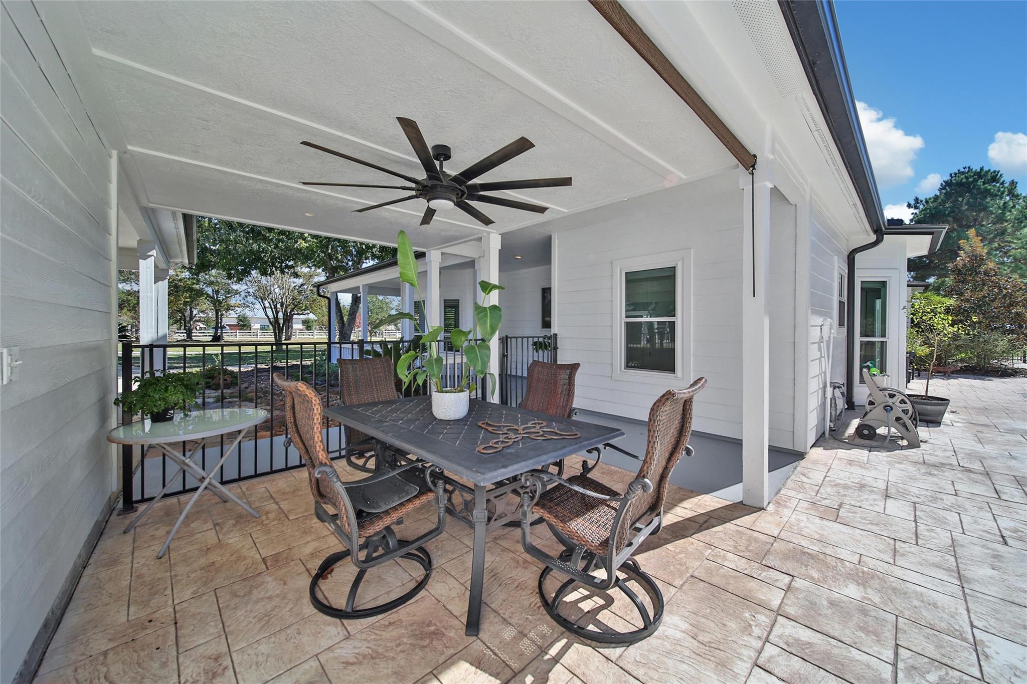 Magnolia, Texas, 77355, United States, 5 Bedrooms Bedrooms, ,3 BathroomsBathrooms,Residential,Active,2000195