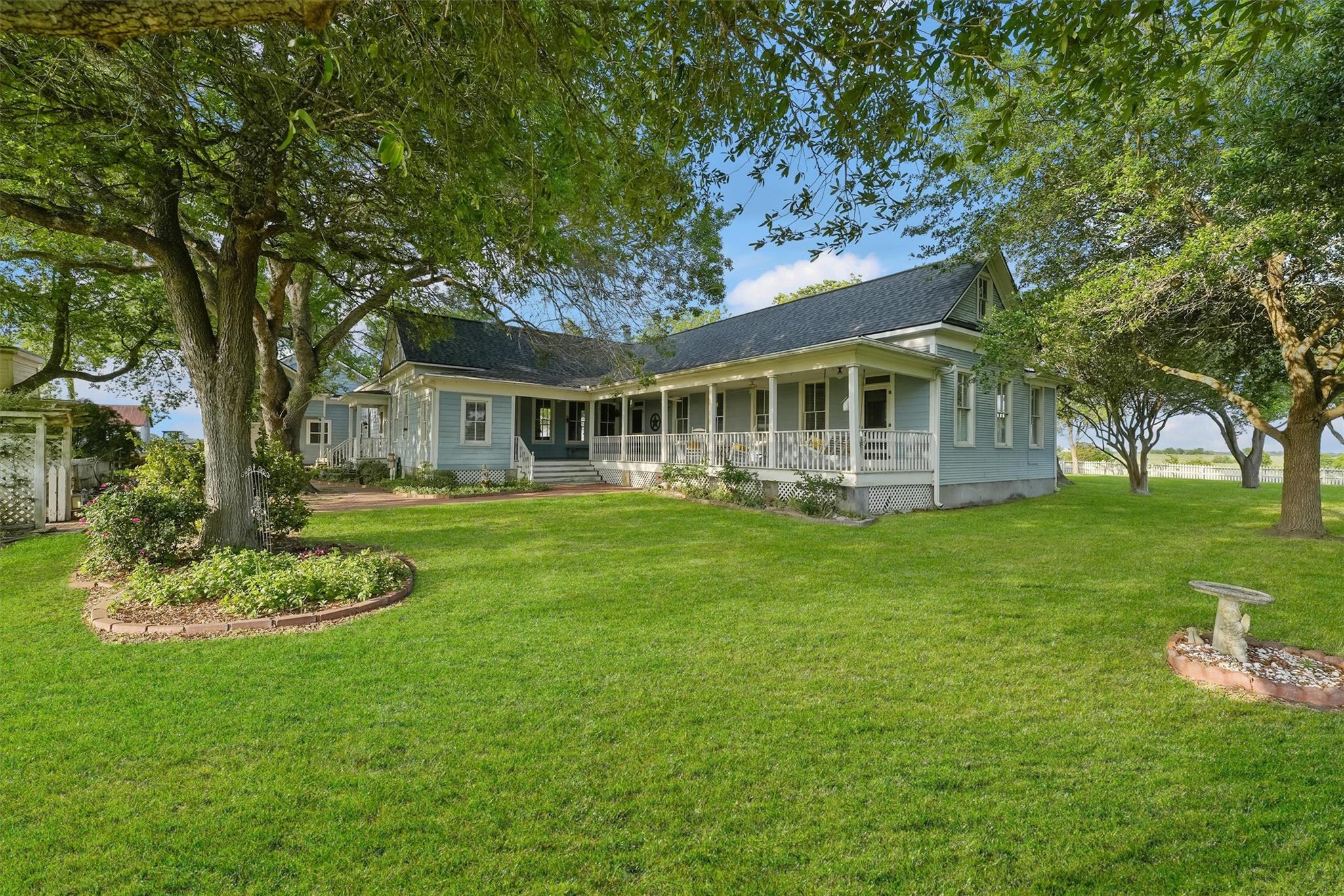 Brenham, Texas, 77833, United States, 3 Bedrooms Bedrooms, ,3 BathroomsBathrooms,Residential,Active,1920281