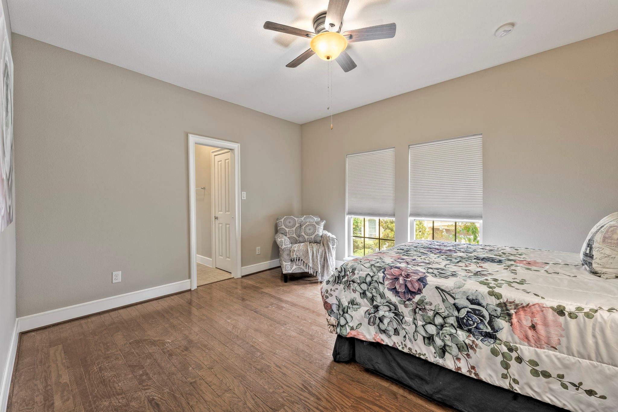 Houston, Texas, 77055, United States, 4 Bedrooms Bedrooms, ,4 BathroomsBathrooms,Residential,Active,1914629