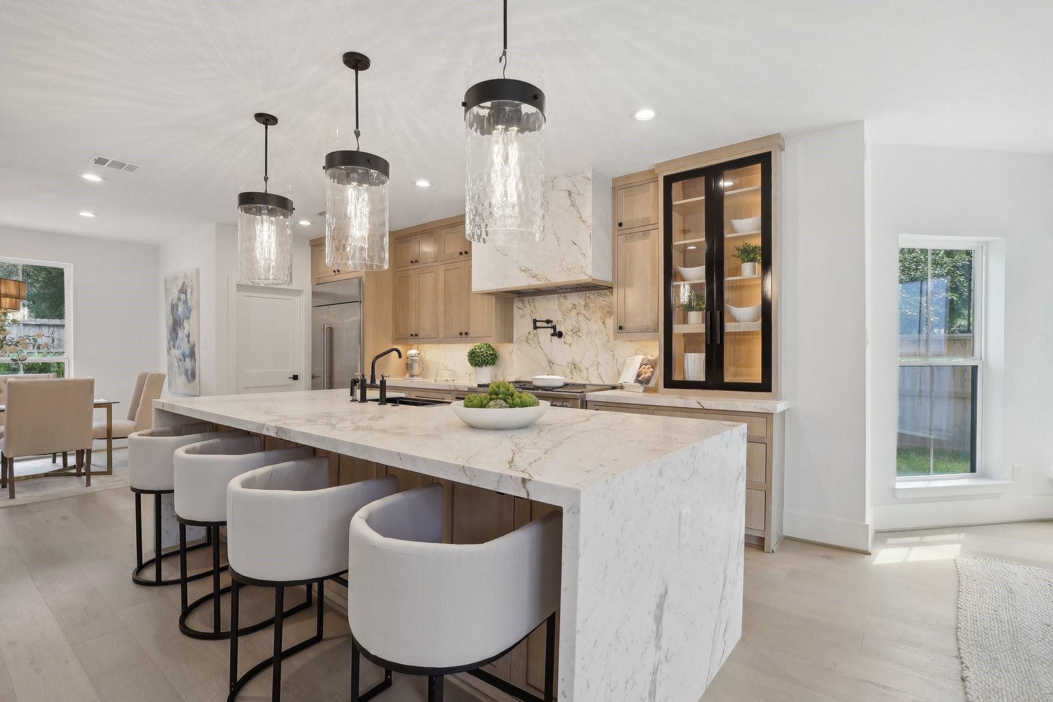 Houston, Texas, 77079, United States, 4 Bedrooms Bedrooms, ,6 BathroomsBathrooms,Residential,Active,1922314
