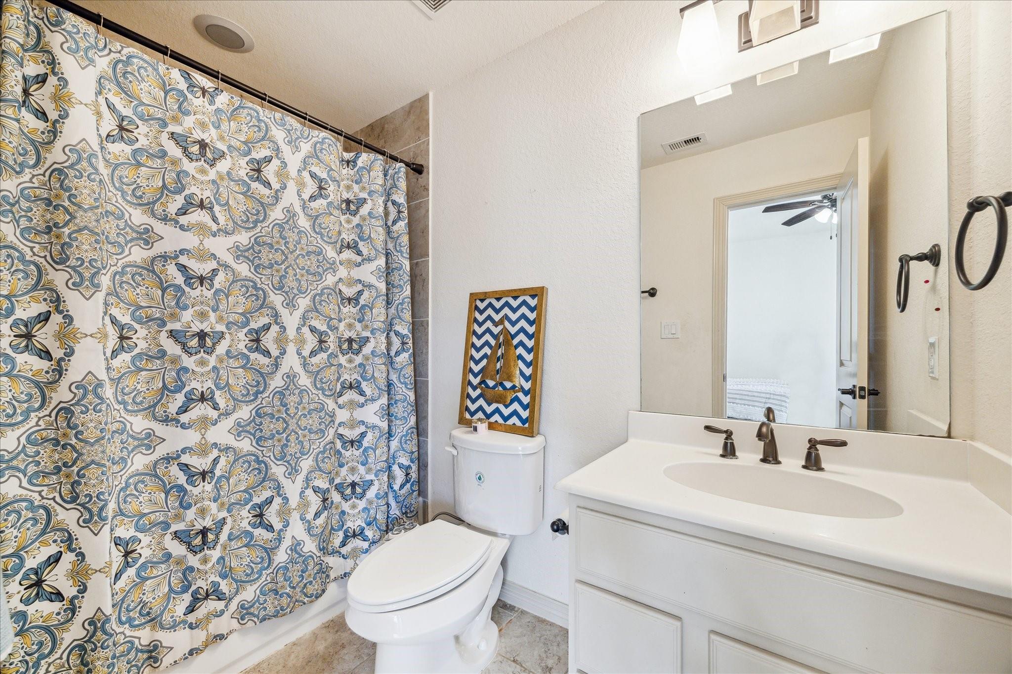 Sugar Land, Texas, 77479, United States, 5 Bedrooms Bedrooms, ,7 BathroomsBathrooms,Residential,Active,1971786