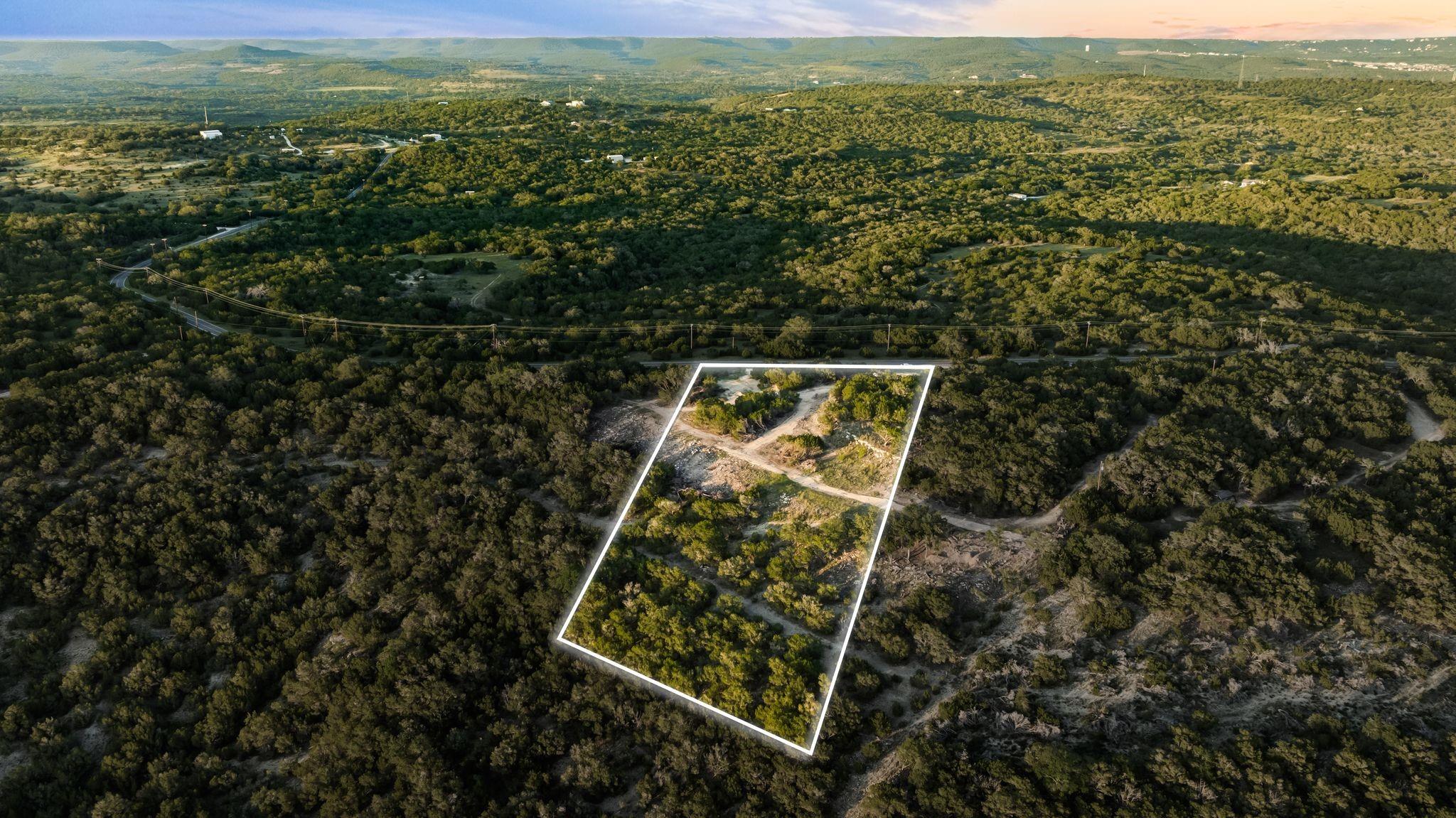 Marble Falls, Texas, 78654, United States, 4 Bedrooms Bedrooms, ,5 BathroomsBathrooms,Residential,Active,1913986