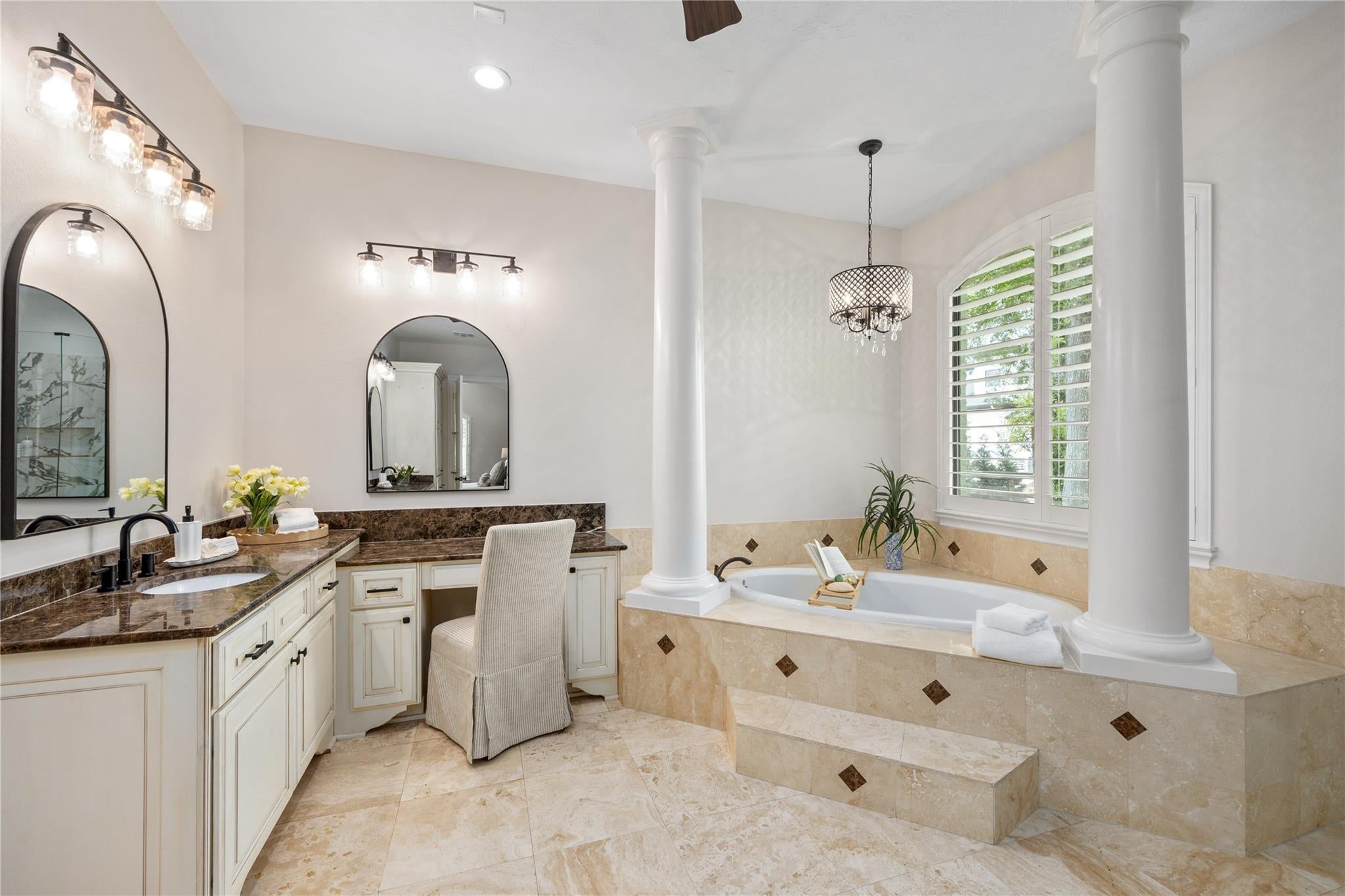 Missouri City, Texas, 77459, United States, 5 Bedrooms Bedrooms, ,6 BathroomsBathrooms,Residential,Active,1764880