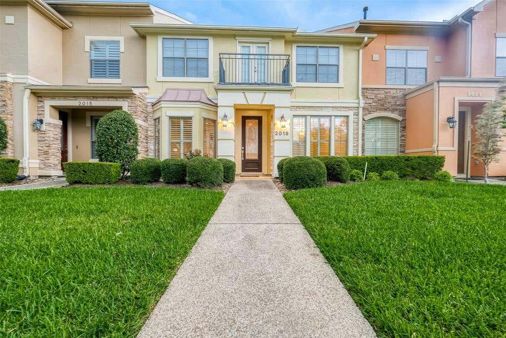 2019 SPRING CEDAR LN, HOUSTON, TX 77077, photo 1 of 49