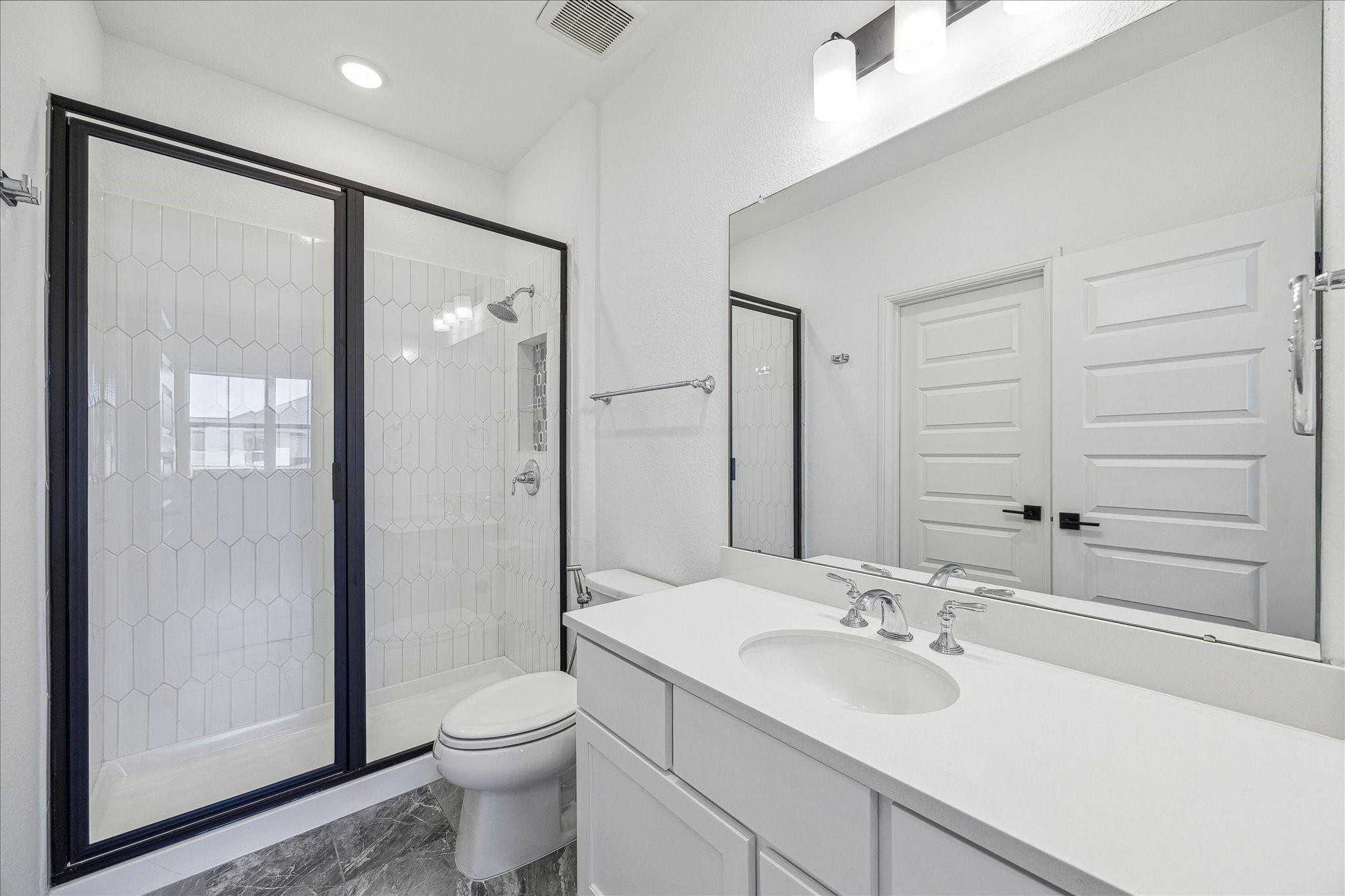 Sugar Land, Texas, 77459, United States, 5 Bedrooms Bedrooms, ,6 BathroomsBathrooms,Residential,Active,2012474