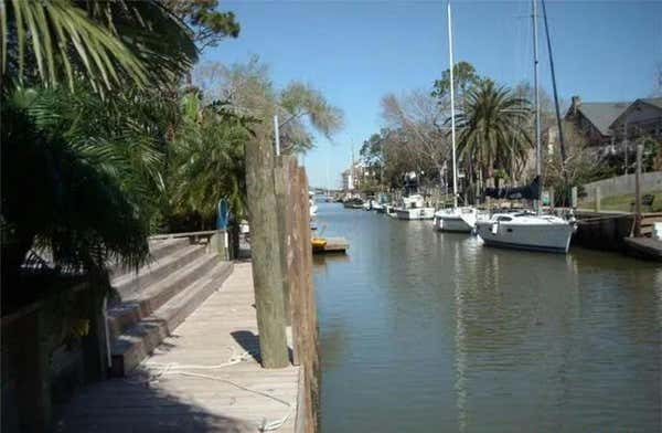 98 BAYOU LN, KEMAH, TX 77565 - Image 1