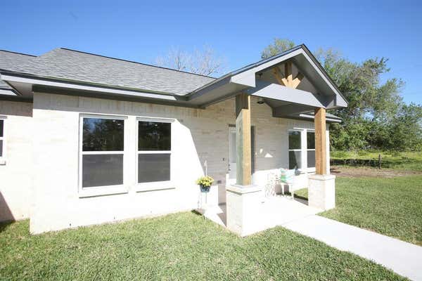 2304 COUNTY ROAD 769C, BRAZORIA, TX 77422, photo 4 of 34