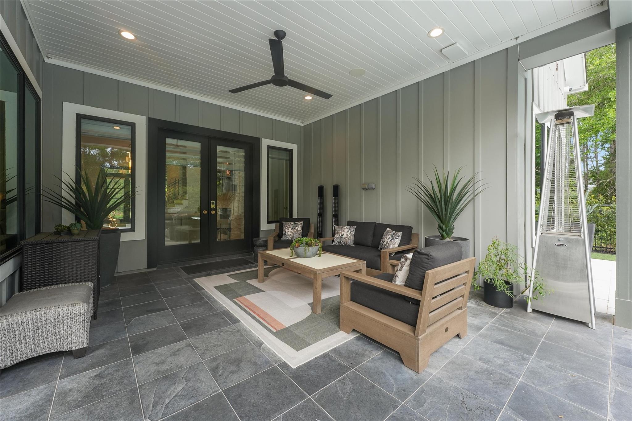 Montgomery, Texas, 77316, United States, 4 Bedrooms Bedrooms, ,6 BathroomsBathrooms,Residential,Active,1905108