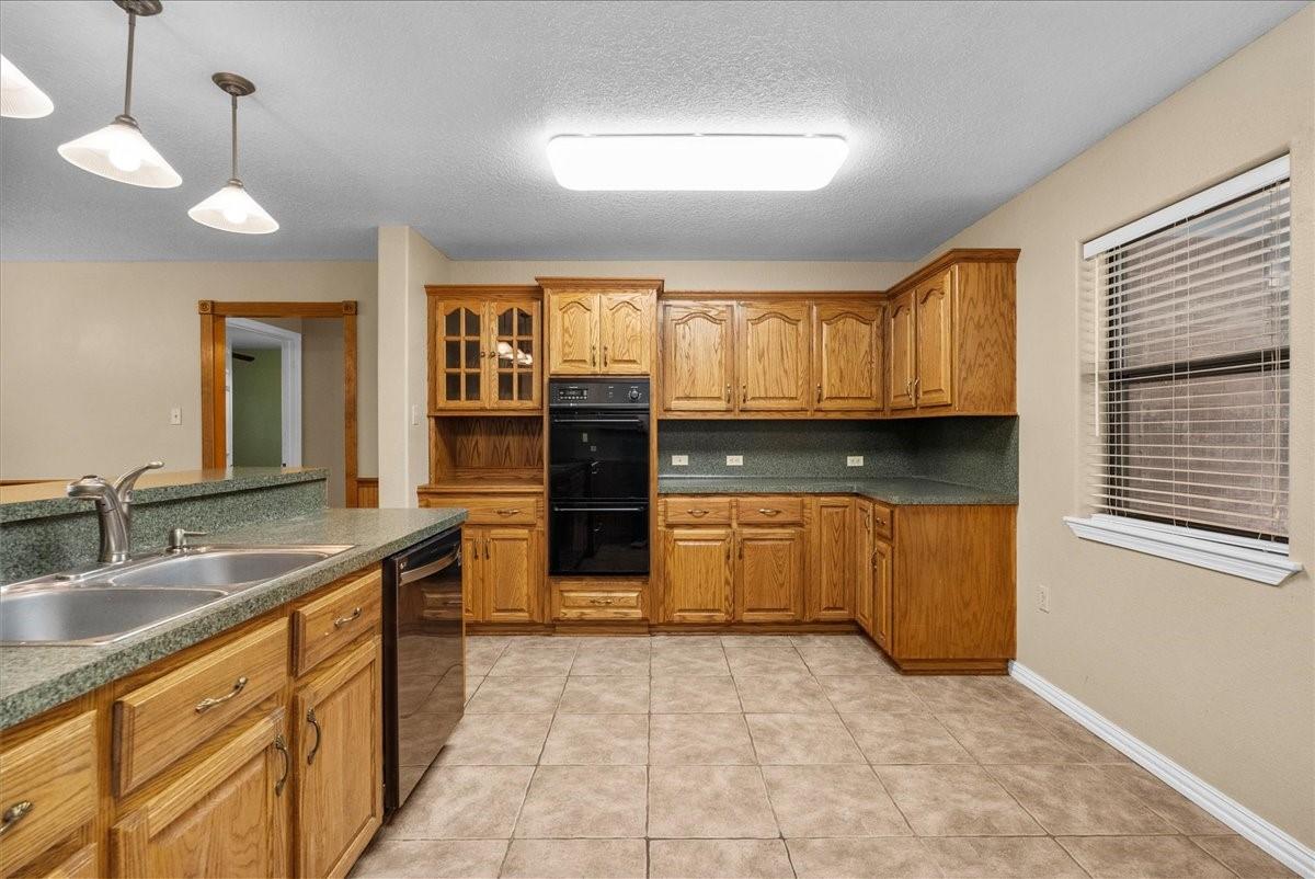 Santa Fe, Texas, 77510, United States, 3 Bedrooms Bedrooms, ,2 BathroomsBathrooms,Residential,Pending,1909101