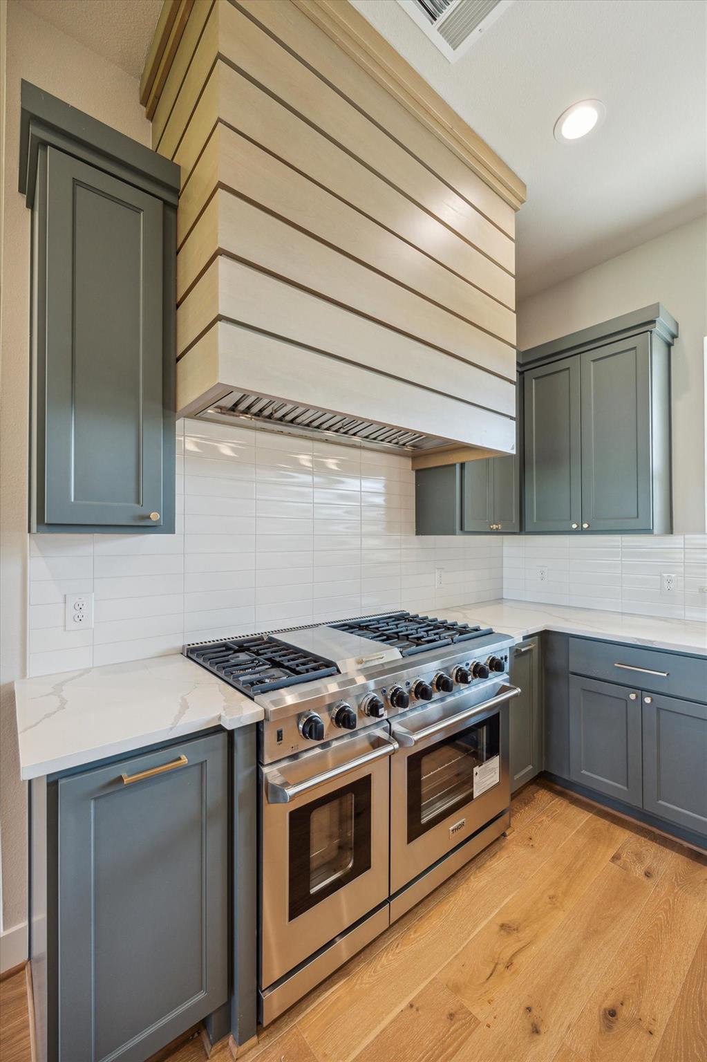 Conroe, Texas, 77304, United States, 4 Bedrooms Bedrooms, ,5 BathroomsBathrooms,Residential,Active,1993621