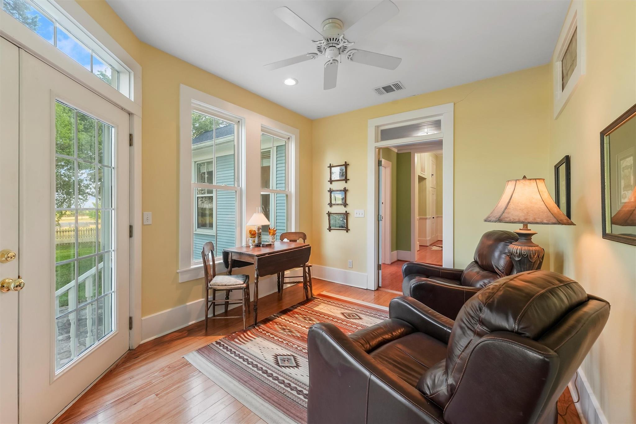Brenham, Texas, 77833, United States, 3 Bedrooms Bedrooms, ,3 BathroomsBathrooms,Residential,Active,1920281