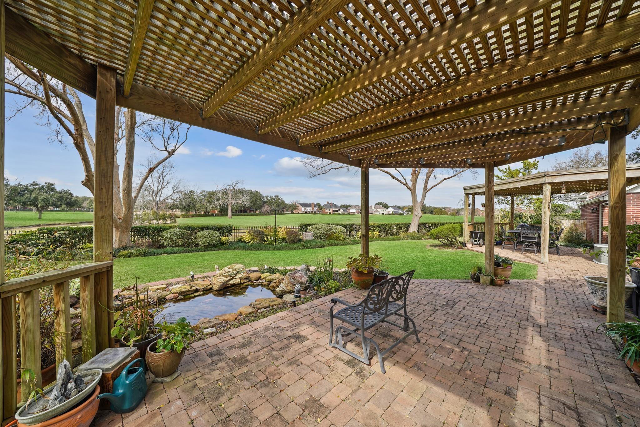 Sugar Land, Texas, 77479, United States, 5 Bedrooms Bedrooms, ,4 BathroomsBathrooms,Residential,Active,1884873