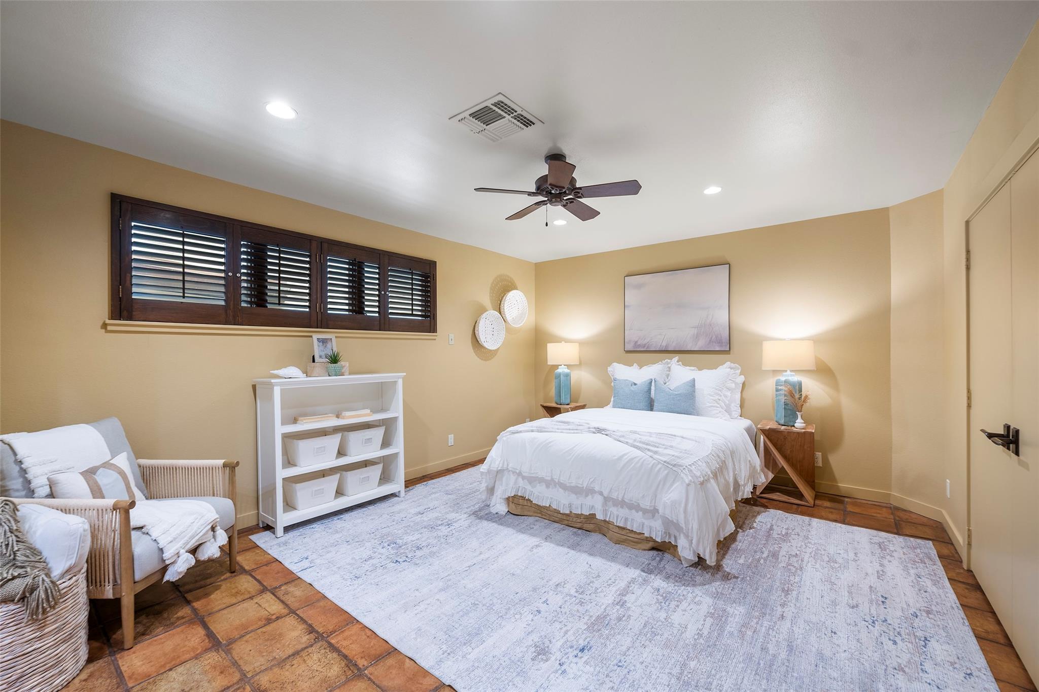 Galveston, Texas, 77550, United States, 4 Bedrooms Bedrooms, ,6 BathroomsBathrooms,Residential,Active,1905067