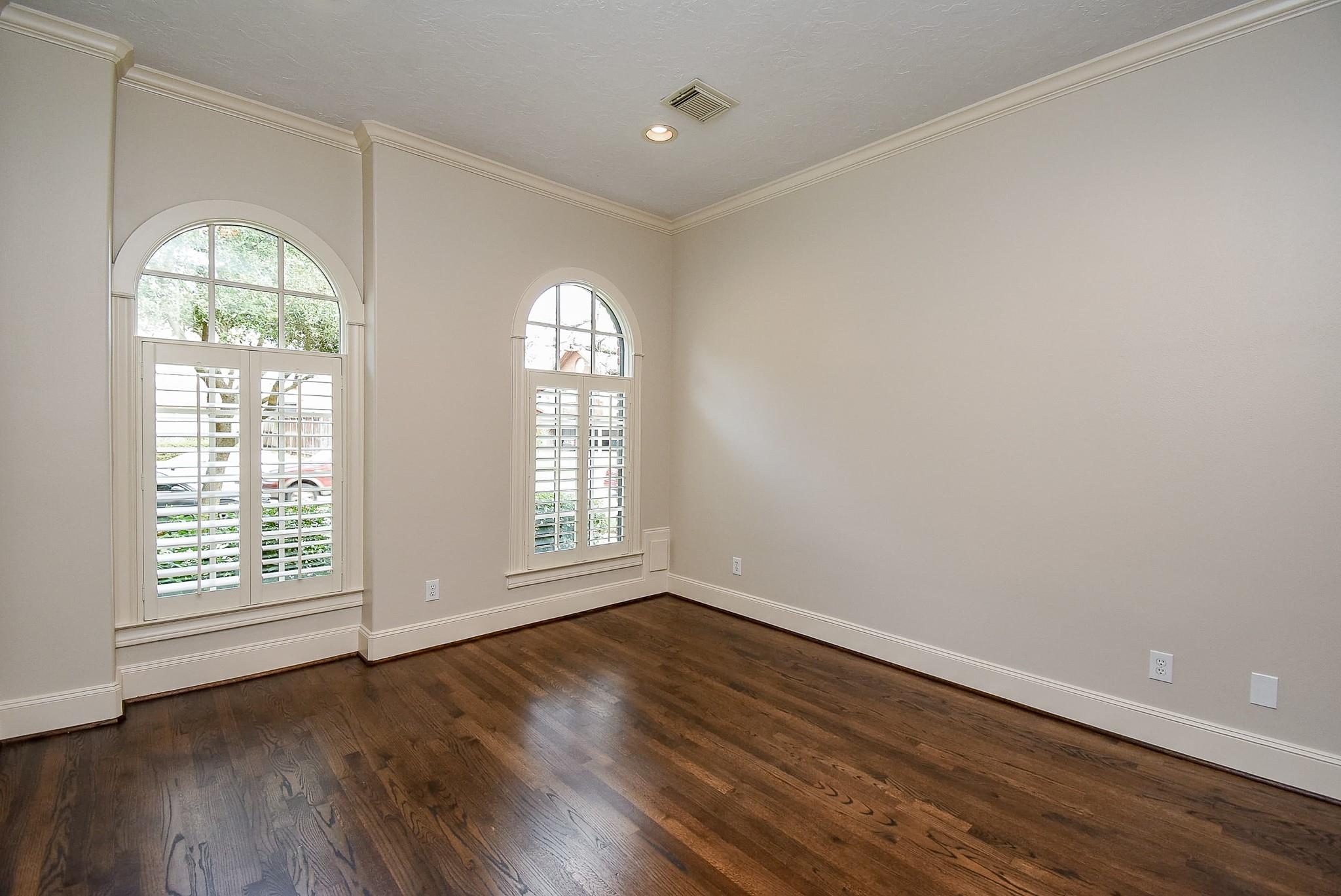 Houston, Texas, 77098, United States, 4 Bedrooms Bedrooms, ,4 BathroomsBathrooms,Residential,Pending,2007219