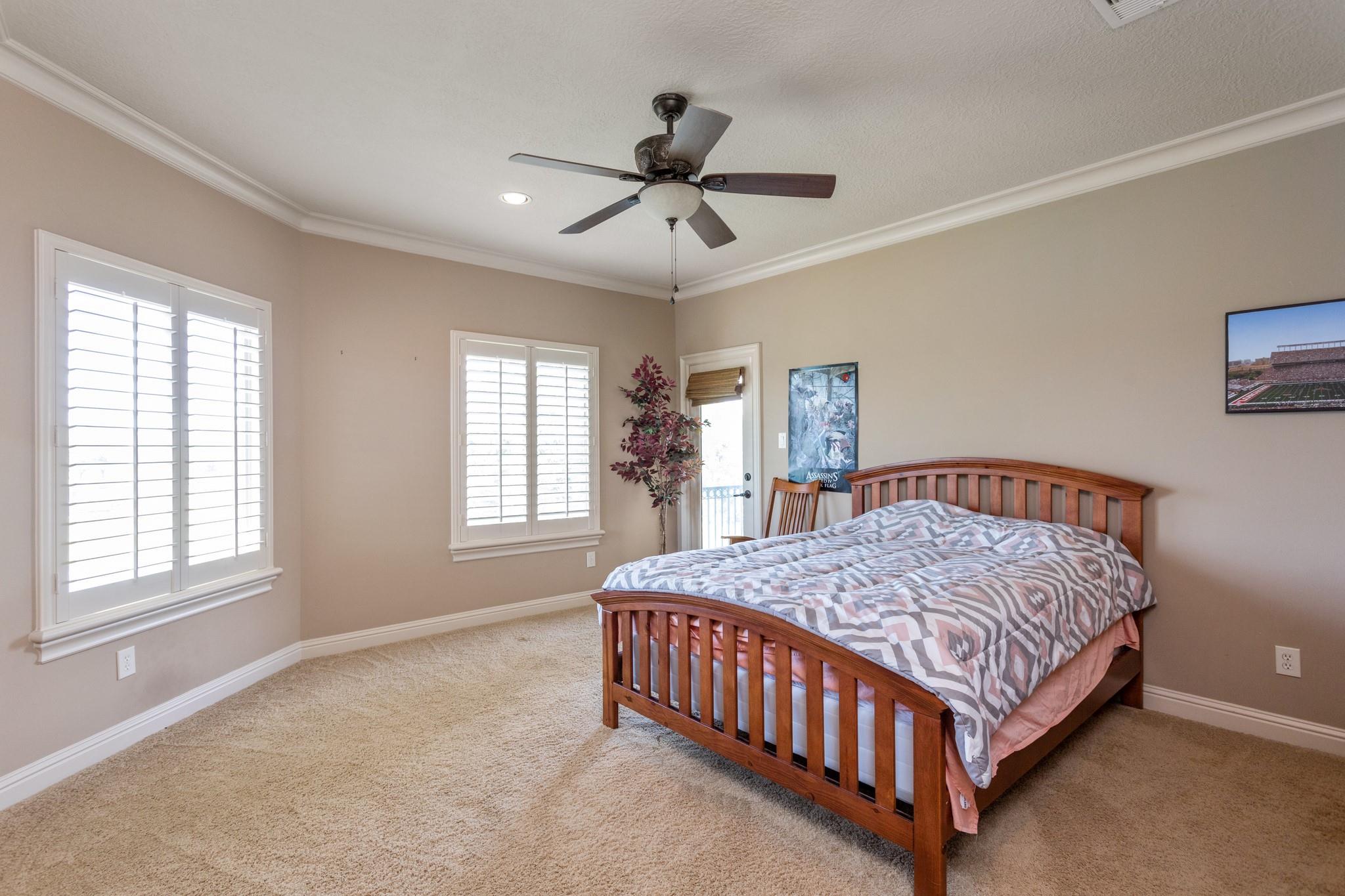 Sugar Land, Texas, 77479, United States, 6 Bedrooms Bedrooms, ,8 BathroomsBathrooms,Residential,Active,1933716