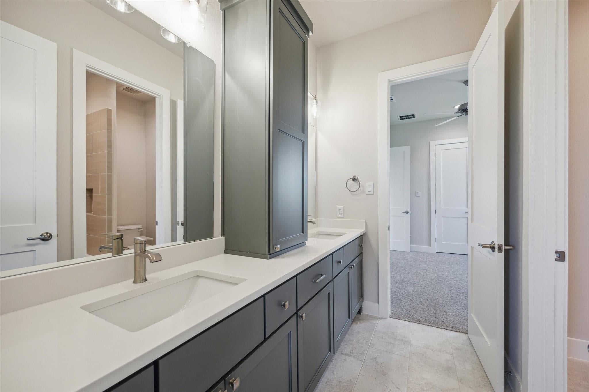 Conroe, Texas, 77304, United States, 4 Bedrooms Bedrooms, ,5 BathroomsBathrooms,Residential,Active,1993621