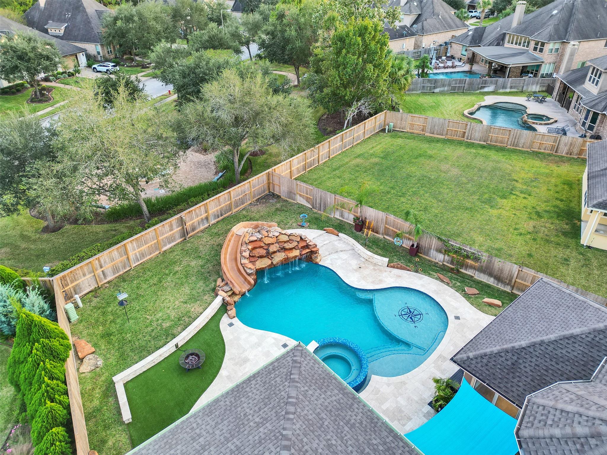 Friendswood, Texas, 77546, United States, 5 Bedrooms Bedrooms, ,5 BathroomsBathrooms,Residential,Active,1971772