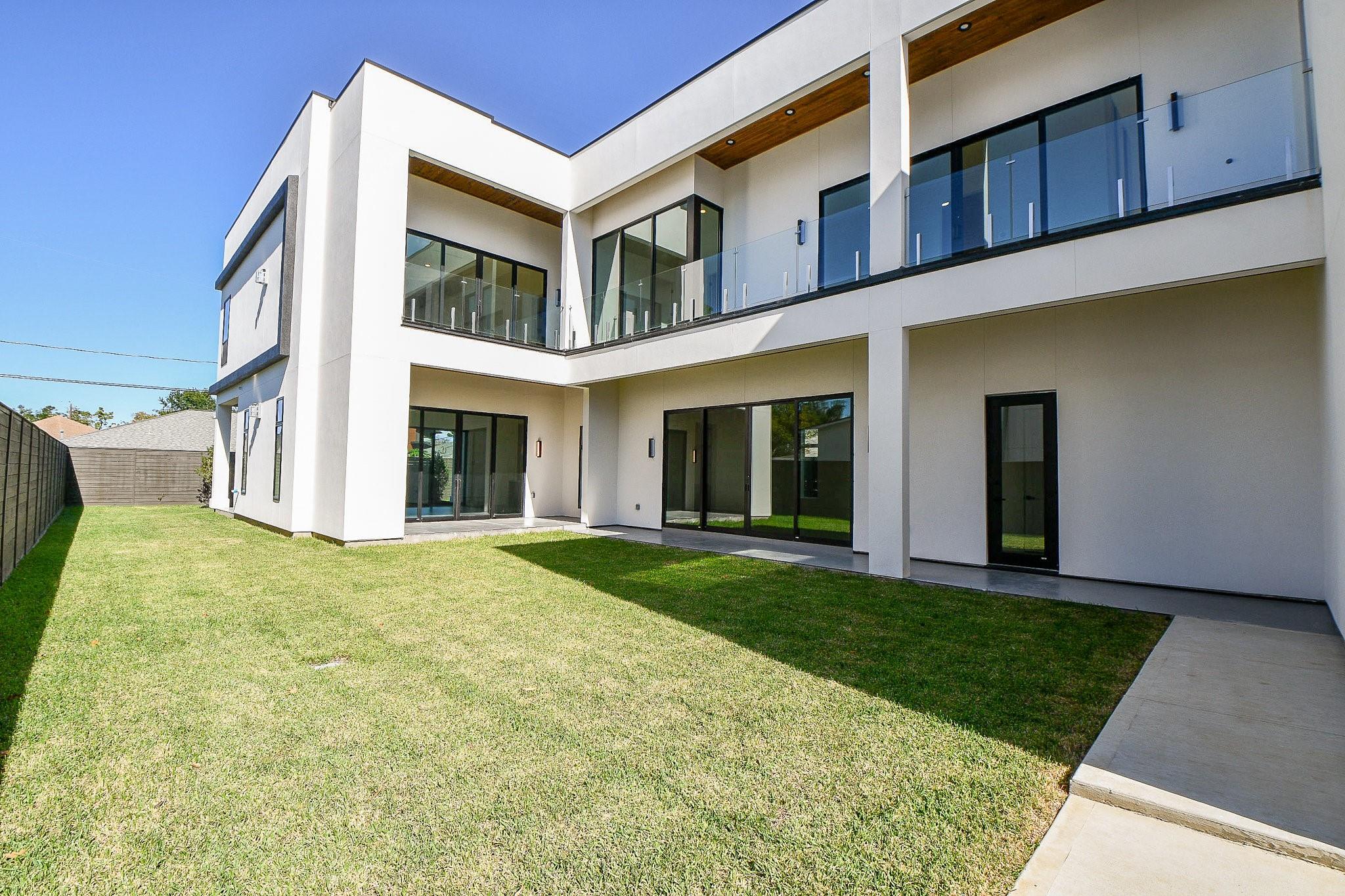 Houston, Texas, 77055, United States, 4 Bedrooms Bedrooms, ,5 BathroomsBathrooms,Residential,Active,1967102