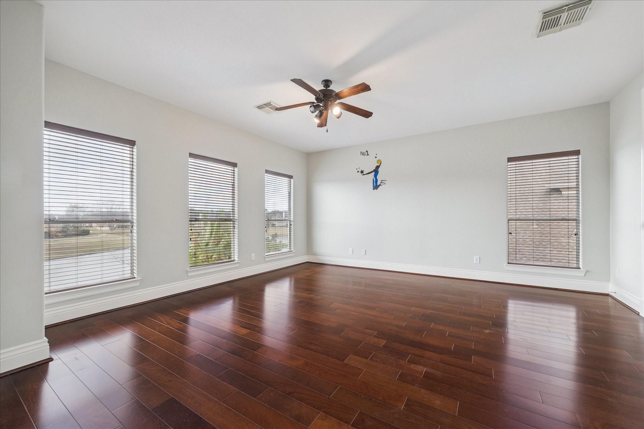 Sugar Land, Texas, 77479, United States, 5 Bedrooms Bedrooms, ,5 BathroomsBathrooms,Residential,Active,2007093