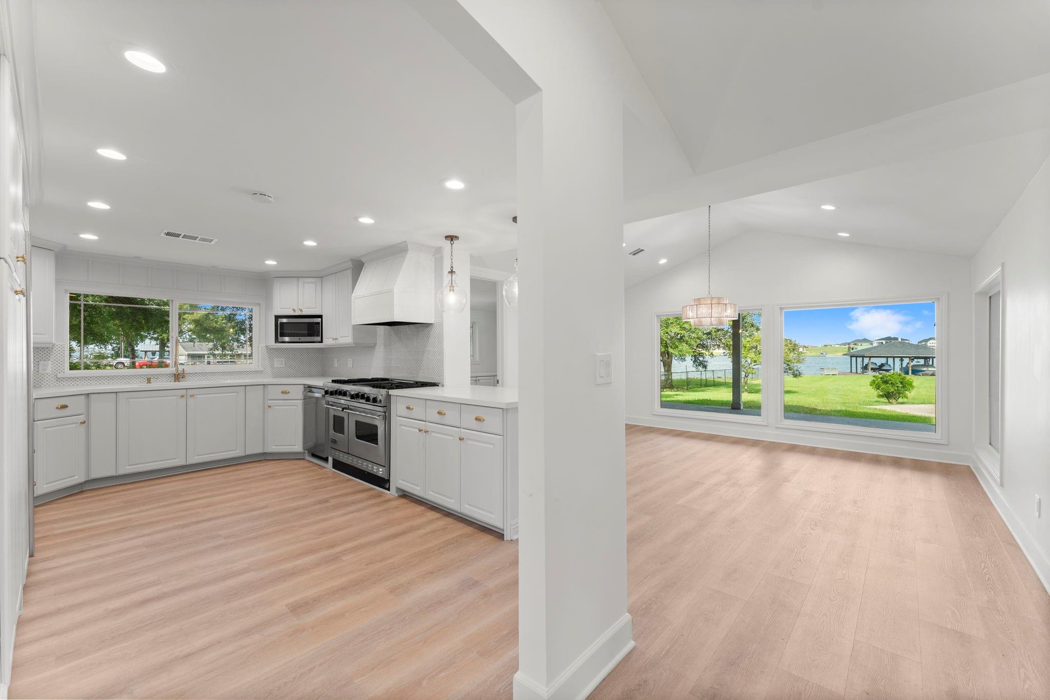 Willis, Texas, 77318, United States, 3 Bedrooms Bedrooms, ,3 BathroomsBathrooms,Residential,Active,1899188