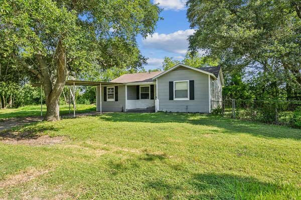 1302 MERCHANT ST, EL CAMPO, TX 77437 - Image 1