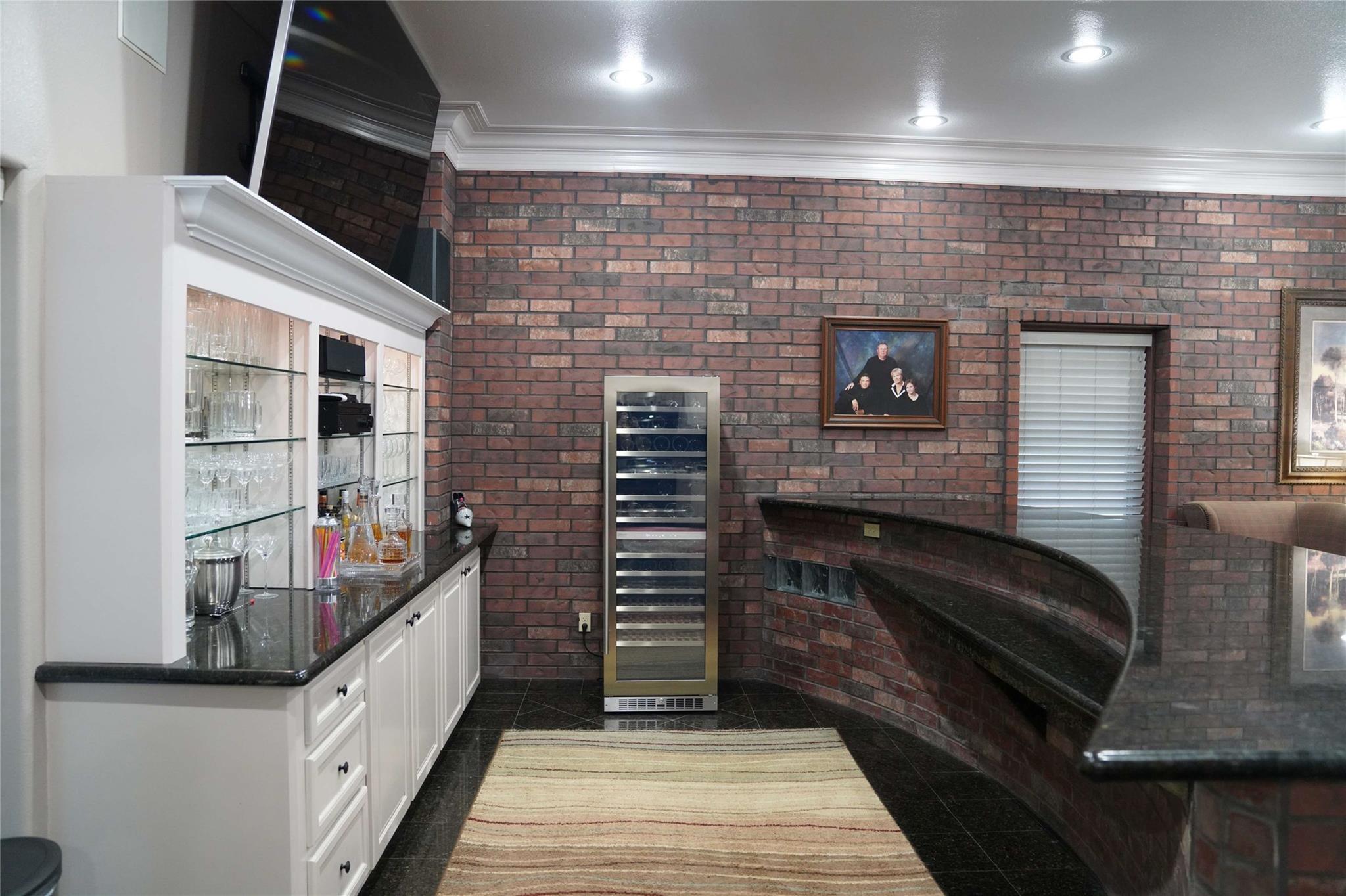 Sheridan, Texas, 77475, United States, 8 Bedrooms Bedrooms, ,5 BathroomsBathrooms,Residential,Active,1954329