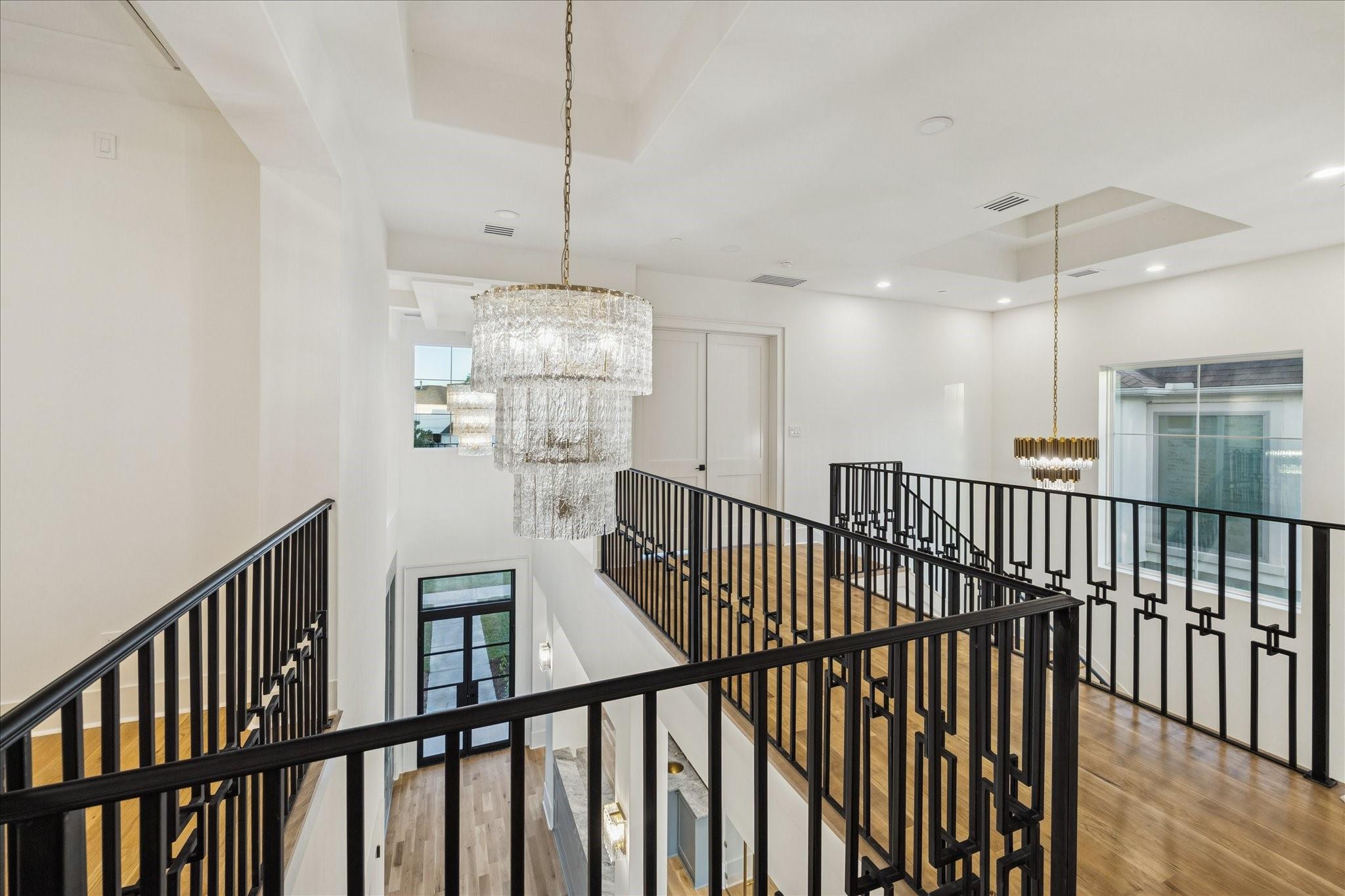 Bellaire, Texas, 77401, United States, 4 Bedrooms Bedrooms, ,6 BathroomsBathrooms,Residential,Pending,2001061